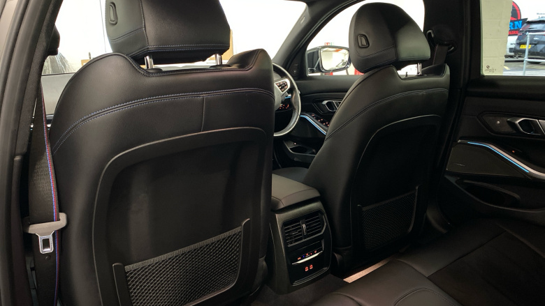 BMW 3 Series 330e M Sport 4dr Step Auto [Pro Pack] Saloon